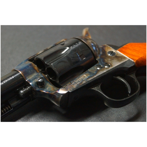 Uberti - Revolver / 1873 Cattleman / 0411 / 5.5 / .45 Colt - Image 3