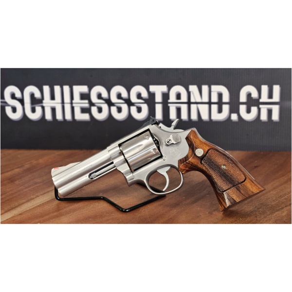 Smith & Wesson - Revolver / 686 / 4 / .357 Mag / Occ. - Image 2