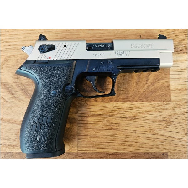 Sig Sauer - Mosquito / .22lr / Stainless Dual Tone / Occ. - Image 4